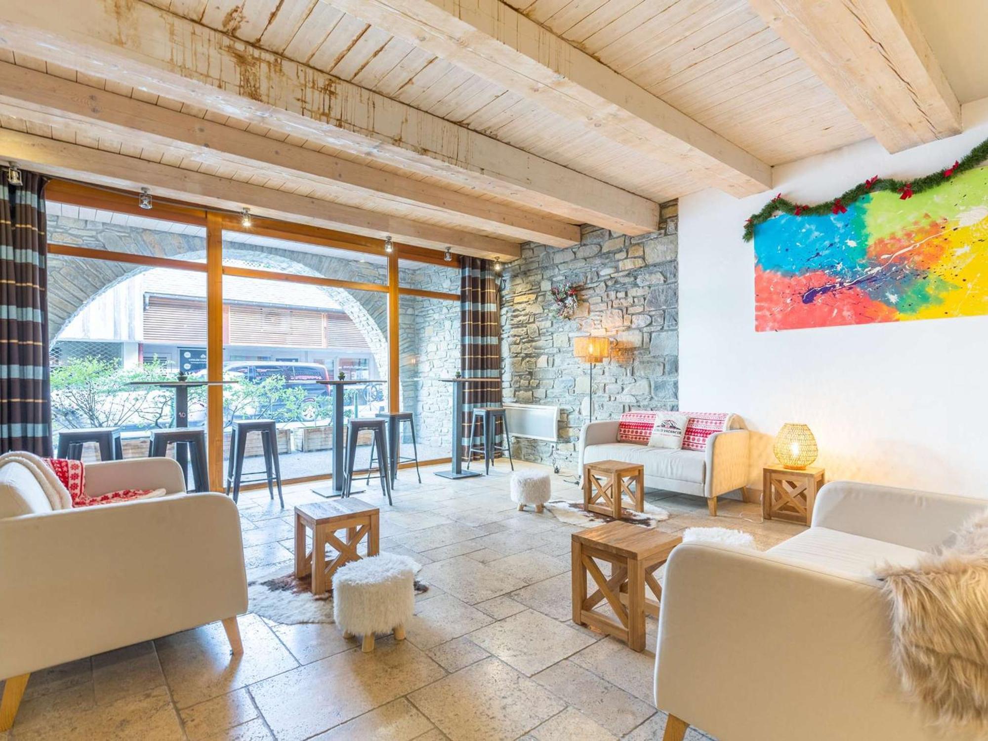 Appartement Duplex Centre Saint-Lary Avec Piscine, Sauna Et Parking - Fr-1-296-395 Eksteriør bilde